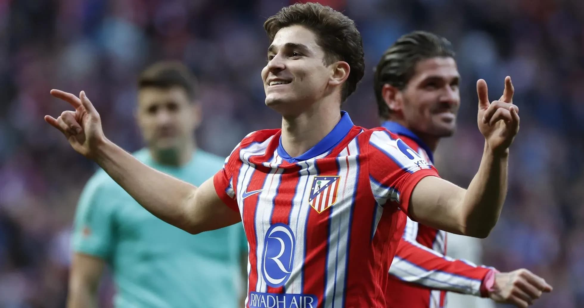 Atletiko Madrid oyunçusu sevinir