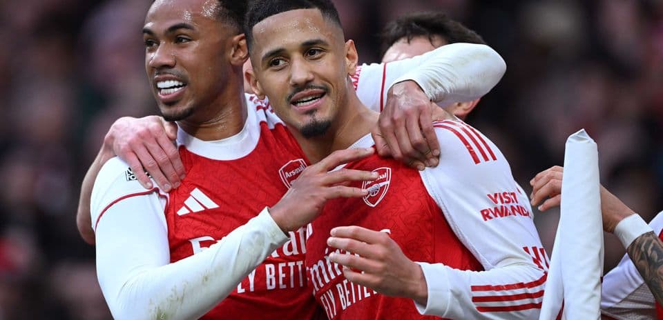 Arsenal 2–1 Chelsea: London derbisində qələbə ilə zirvəni möhkəmləndirdi