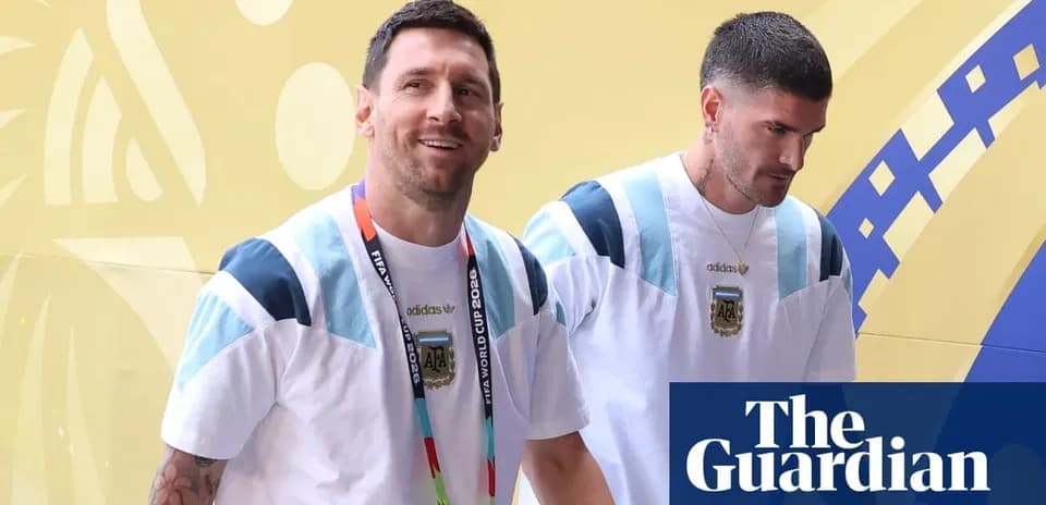 Lionel Messi and teammate entering venue together