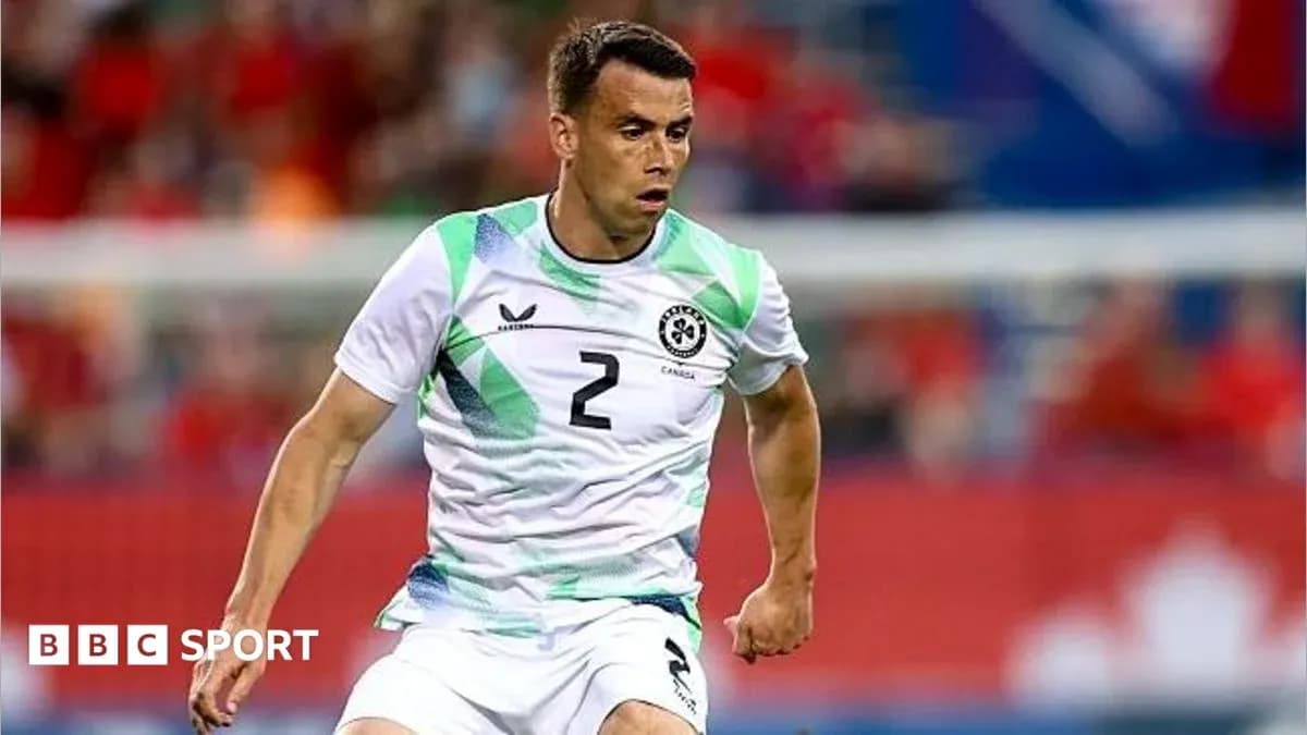 Futbolçunun topa yaxınlaşdığı an