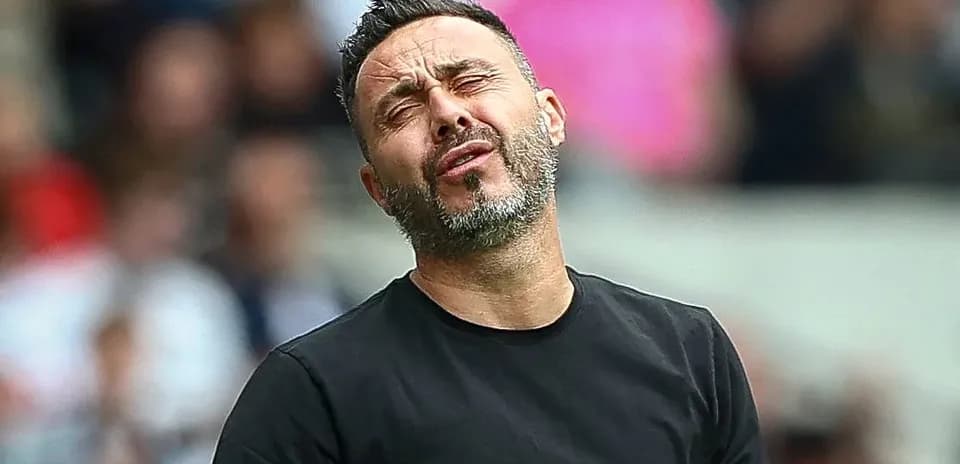 Menecer oyunda gərgin anlar yaşayır