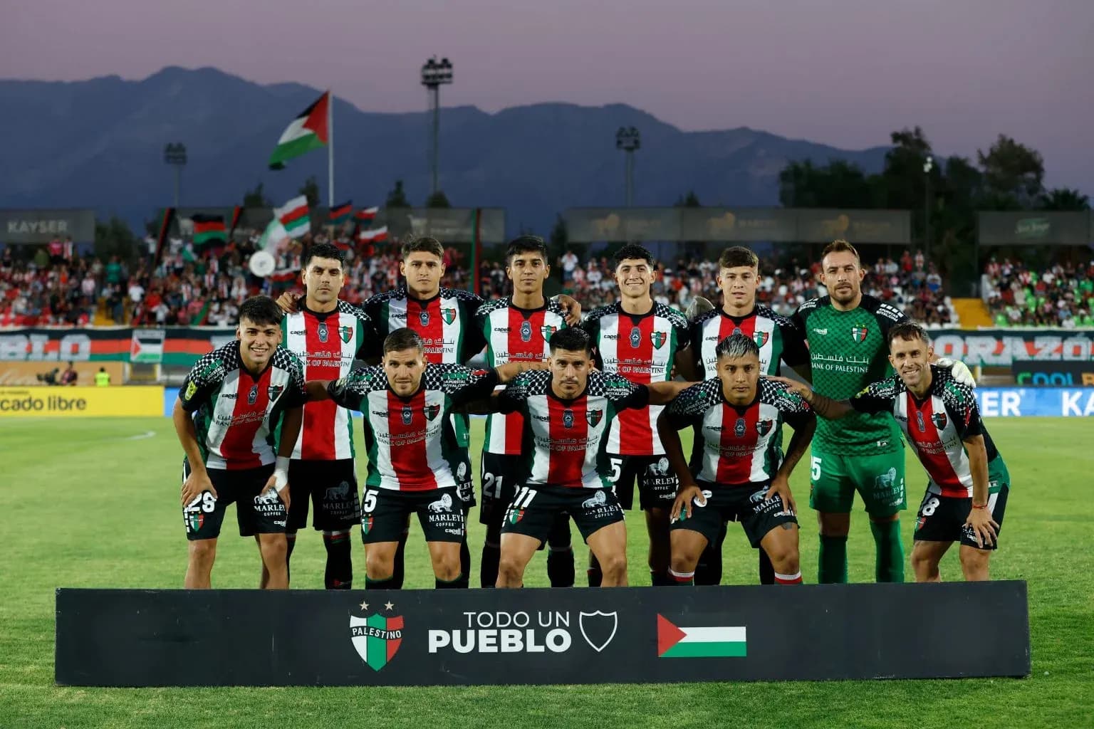 Palestino futbol komandası üçüncü oyunda