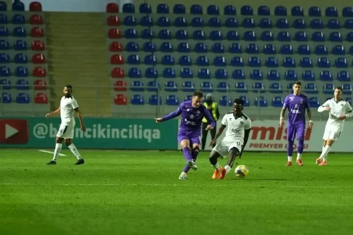 Zira və Sumqayıt futbol oyunu