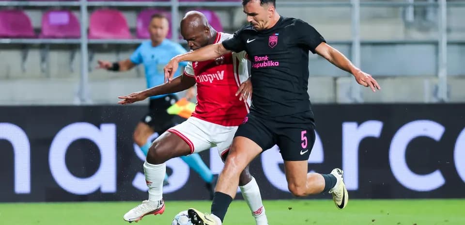 Sabah FA və Hapoel Beer Şeva arasında mübarizə