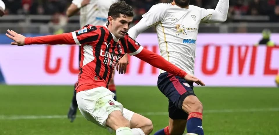 AC Milan və Cagliari arasında mübarizə
