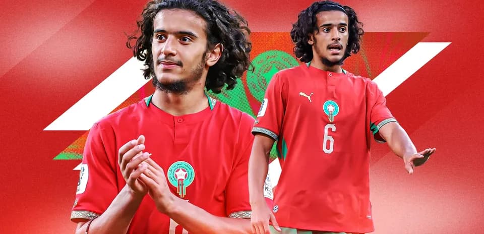 Futbolçu Moroko milli komandasının formasında