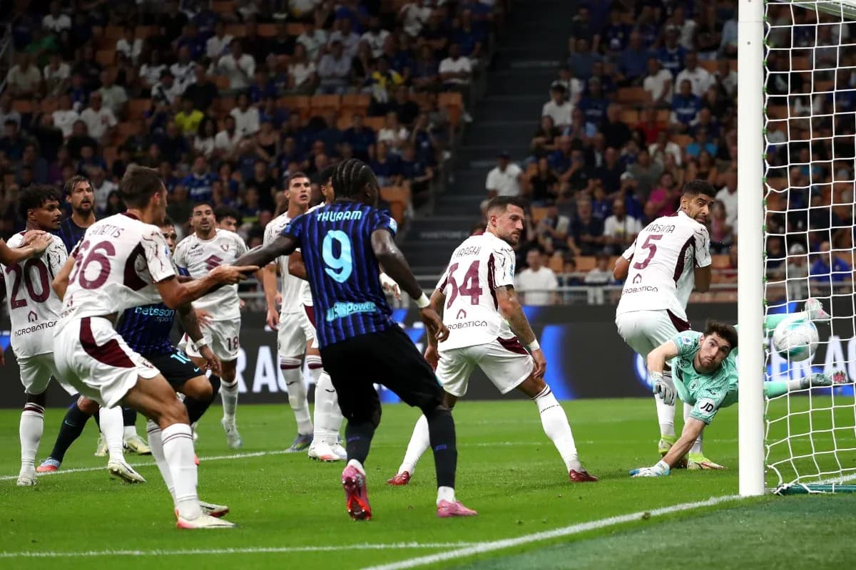 Torino və İnter arasında qapı qarşısında mübarizə
