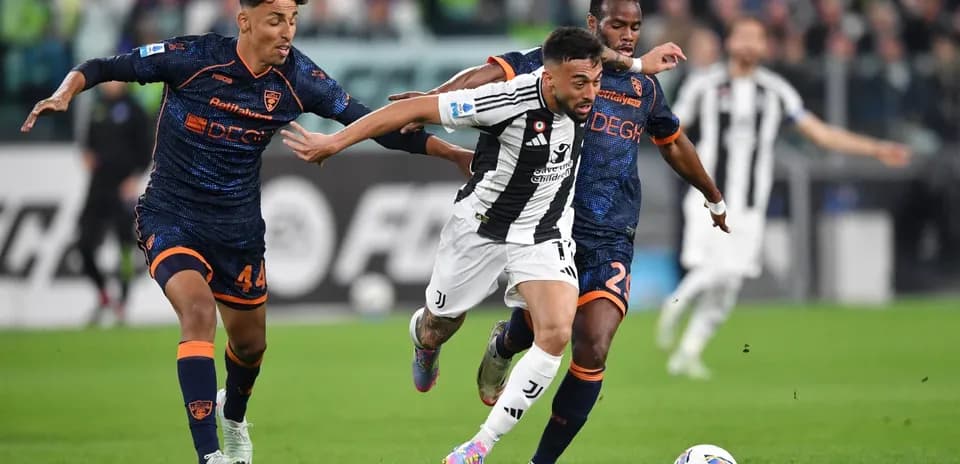 Lecce və Juventus arasında futbol matçı