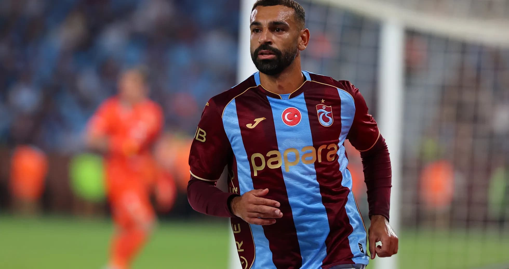 Trabzonspor futbolçusu meydanda