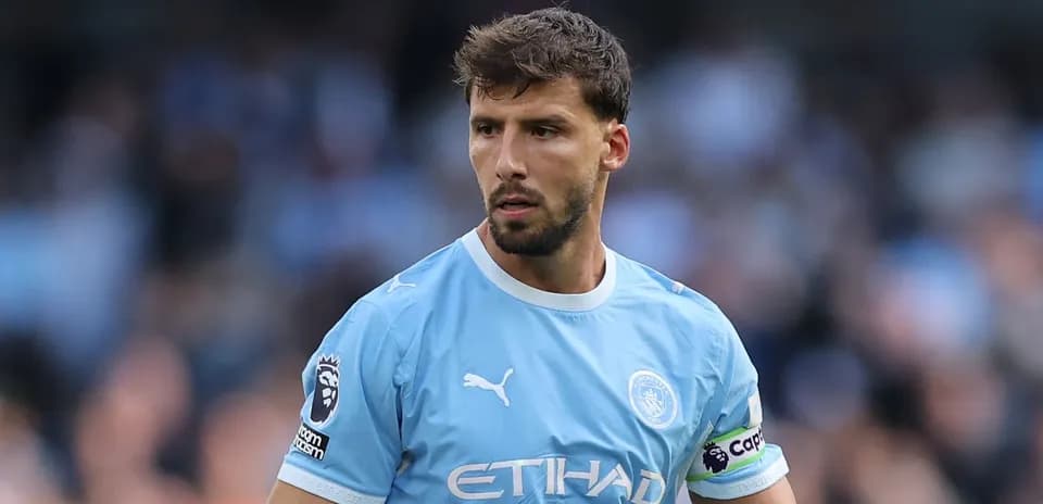 Futbolçu Manchester City formasında oyun zamanı