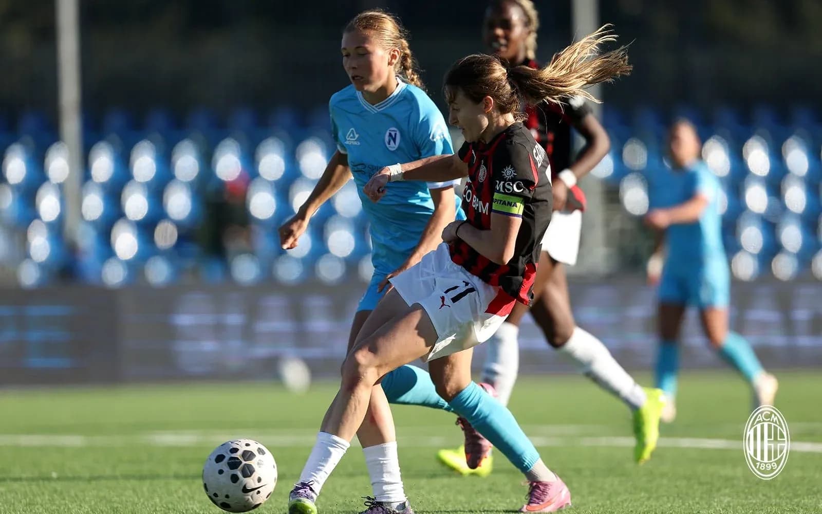 Como W və Napoli W futbol matçı