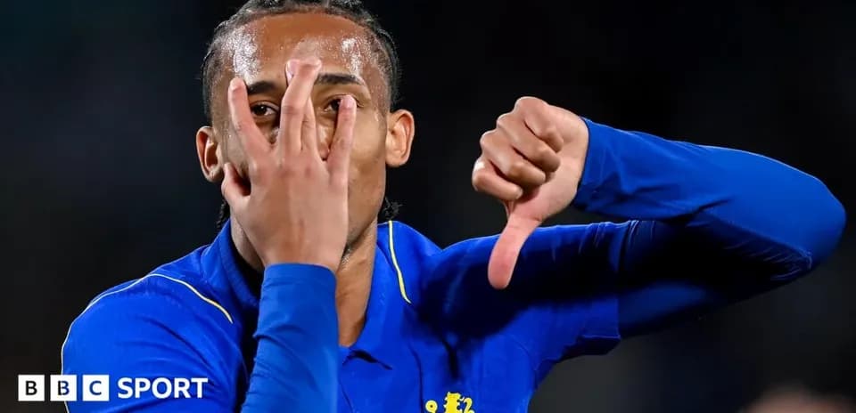 Futbolçunun qol vurduqdan sonra sevinci
