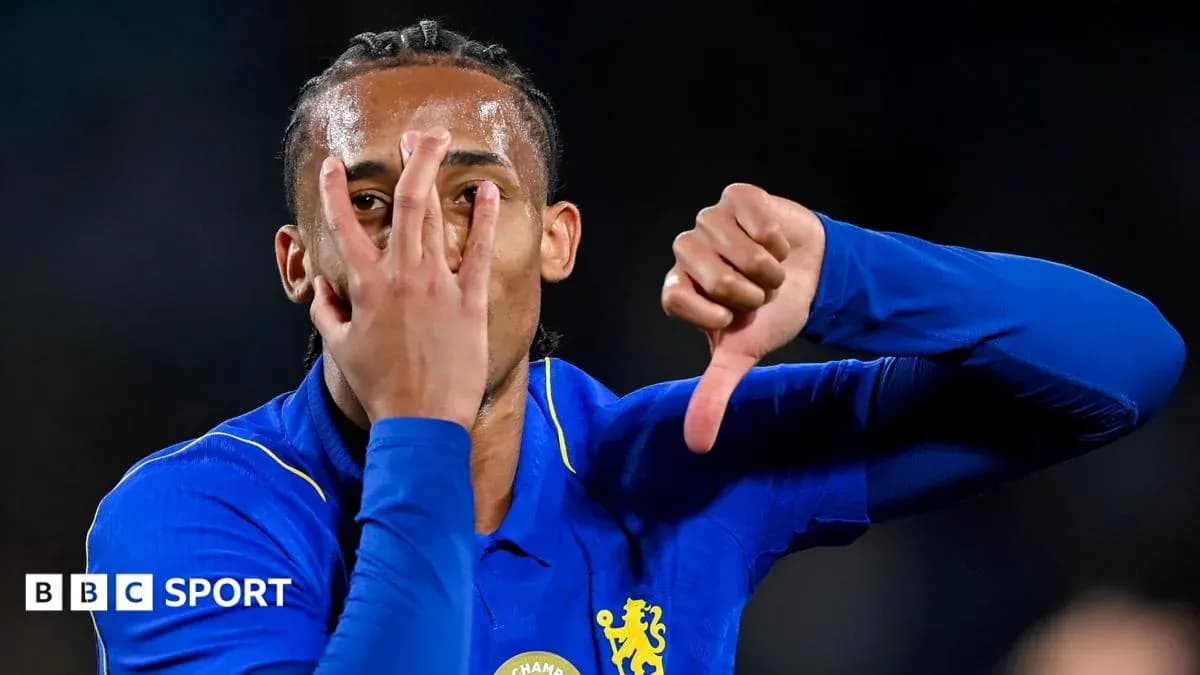 Futbolçunun qol vurduqdan sonra sevinci