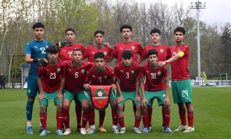 Moroccan youth football team posing for a group photo