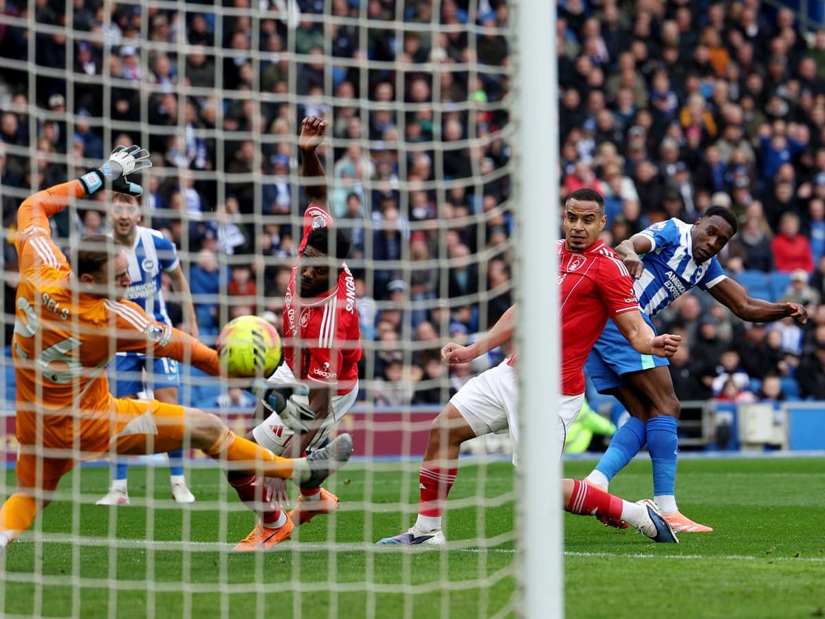 Brighton Premier League-də Nottingham Forest-i 2:1 məğlub etdi