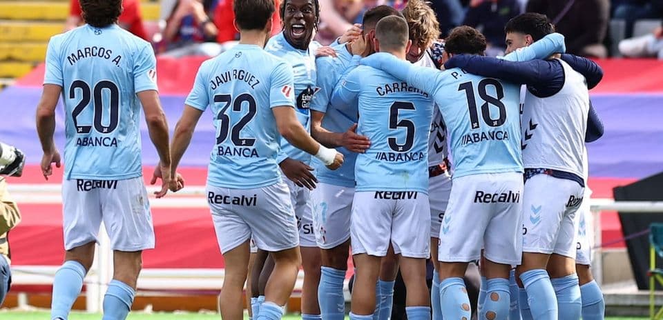 Celta Vigo futbolçuları sevinir