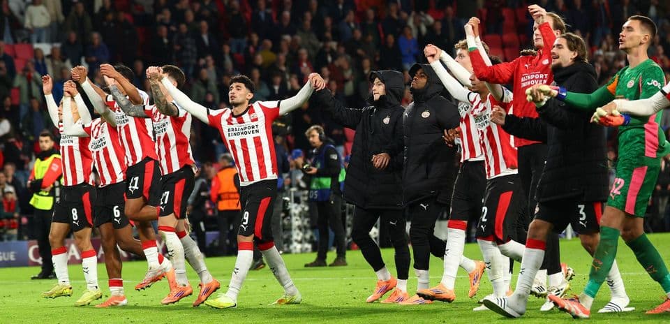 PSV Eindhoven vs Bayern München: UEFA Champions League Qarşılaşması.jpg