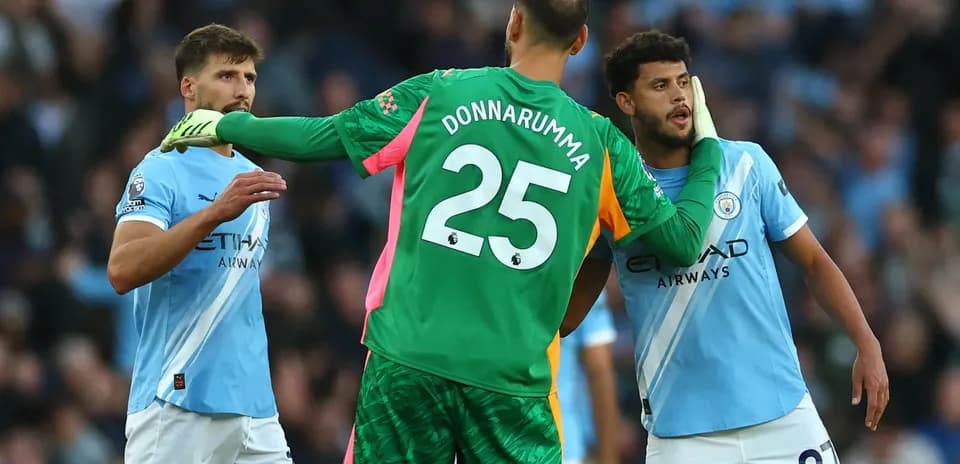 İki Manchester City oyunçusu ilə qapıçı Donnarumma
