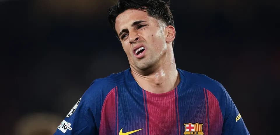 Futbolçu Barcelona formasında oyundan narazı görünür
