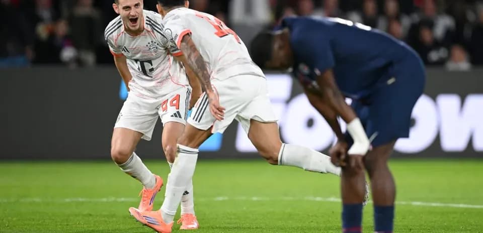 Bayern München futbolçuları qələbə sevinci yaşayır