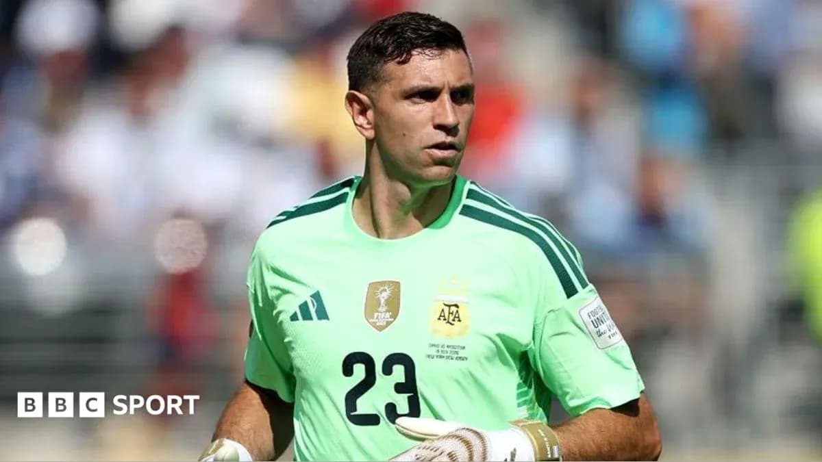 Qolkiper oyun zamanı meydana çıxır