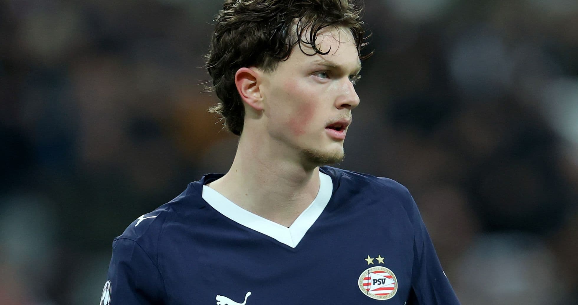 Football illustration used for match coverage - zp3pxjqv.jpg