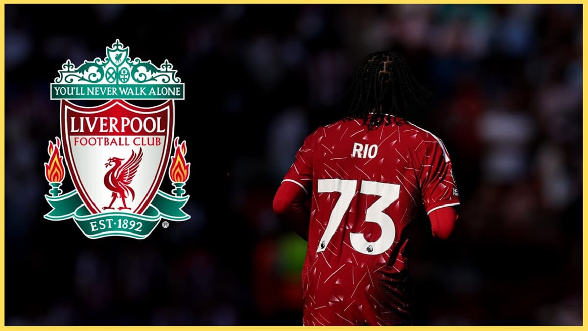 Futbolçu 73 nömrəli forma ilə arxadan görünür