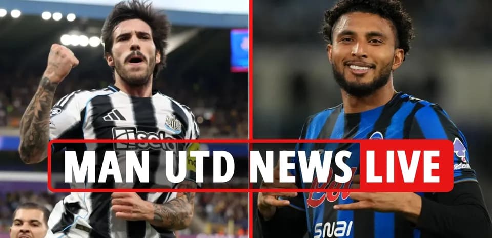 Newcastle and Atalanta players celebrating during match