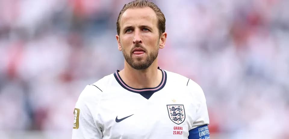 Futbolçu Harry Kane İngiltərə formasında durur