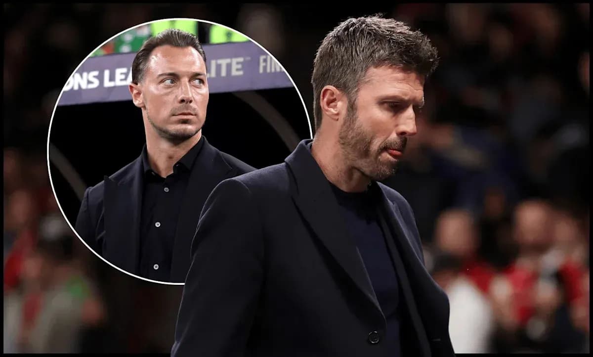 Two coaches during a Champions League match