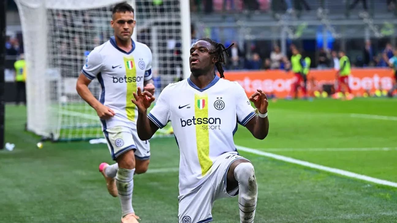 İnter futbolçusu qol sevinci yaşayır