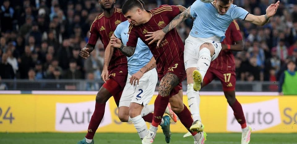 AS Roma və Lazio arasında futbol matçı