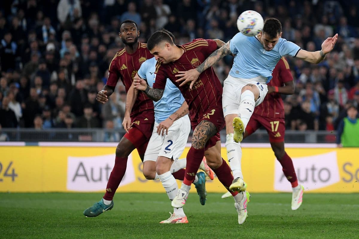 AS Roma və Lazio arasında futbol matçı