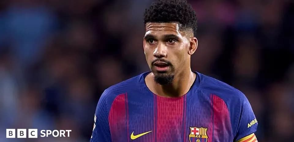 Futbolçu Barcelona formasında oyun zamanı görünür