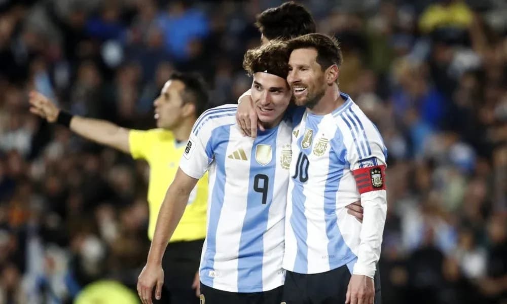 Argentina players celebrating during match