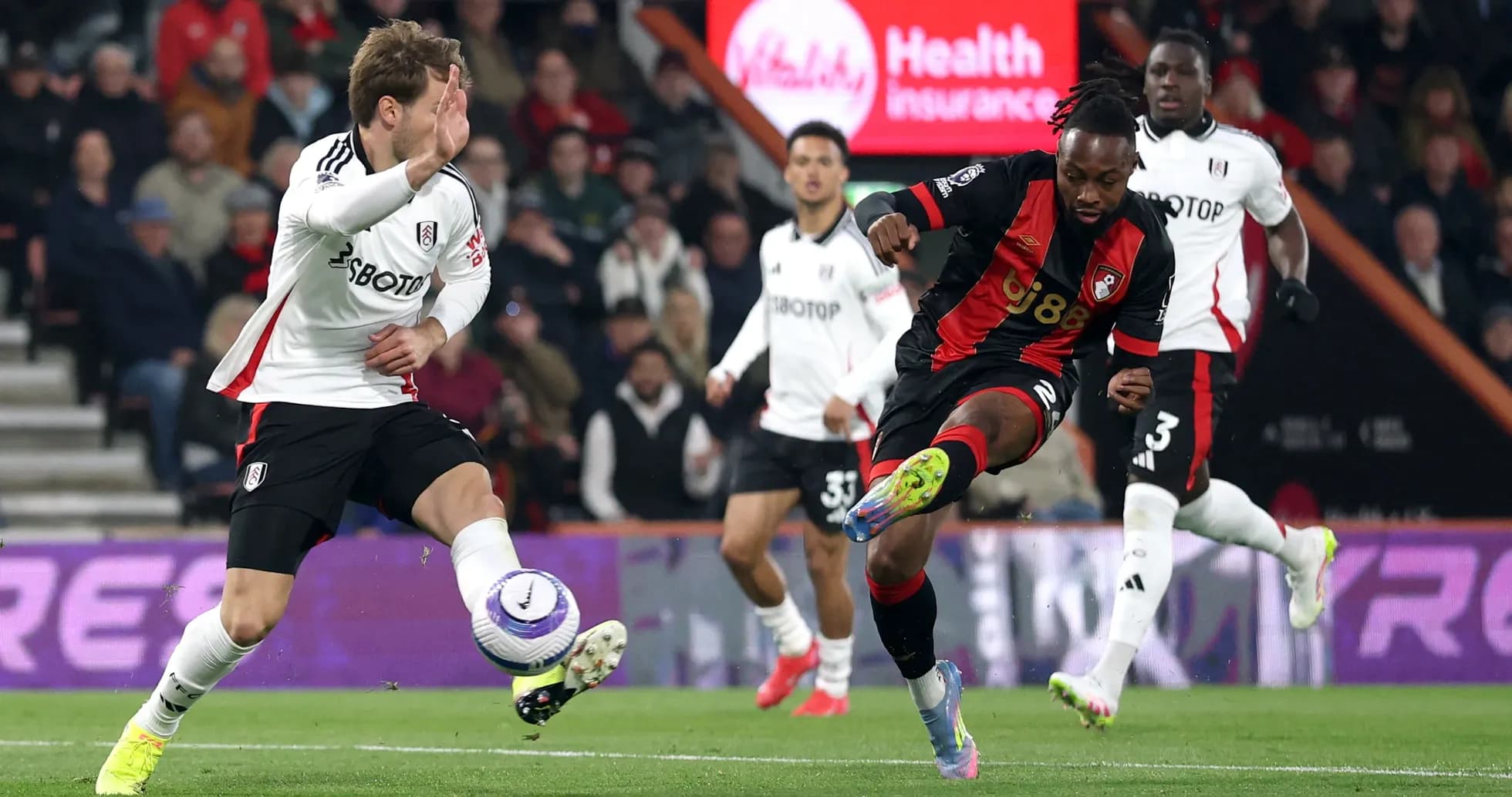 Fulham və Bournemouth futbol matçı