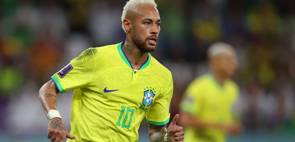 Neymar celebrating a play during a match