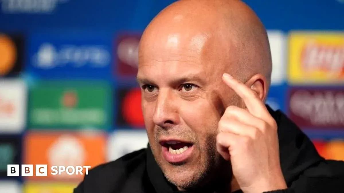 Müqavilə öncəsi mətbuat konfransında danışan məşqçi