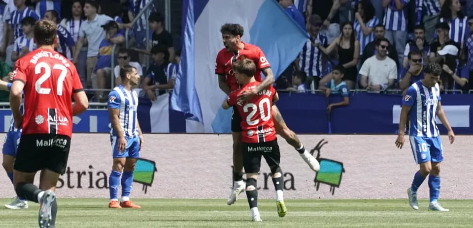 Mallorca futbolçuları qələbəni qeyd edir