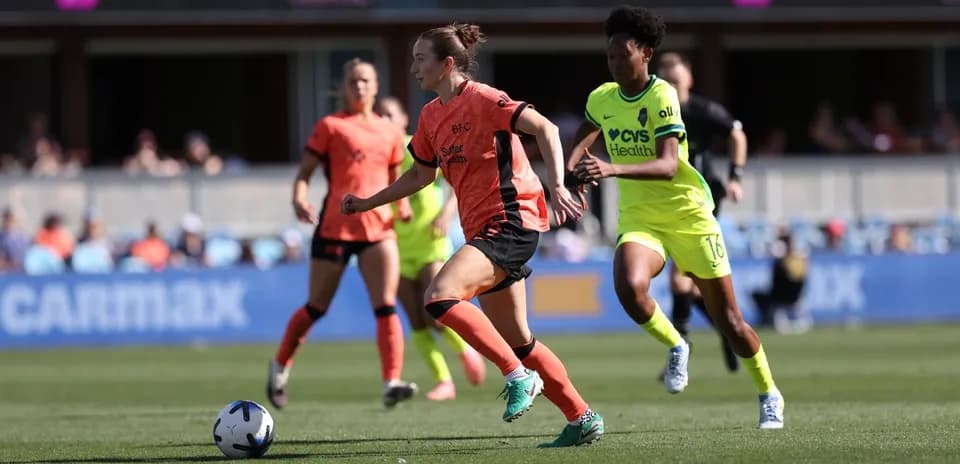 Bay FC və Washington Spirit oyunu