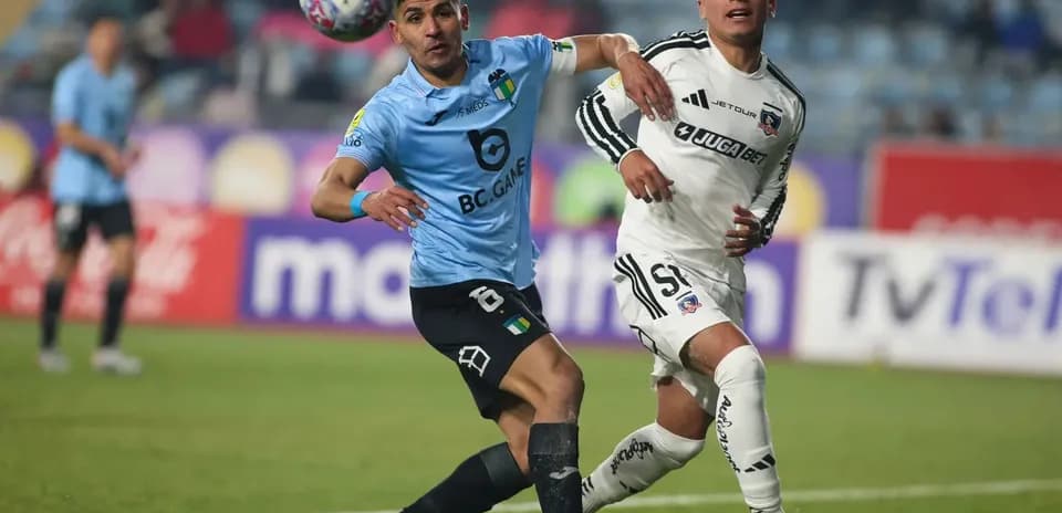 Colo Colo və O'Higgins futbol oyunu