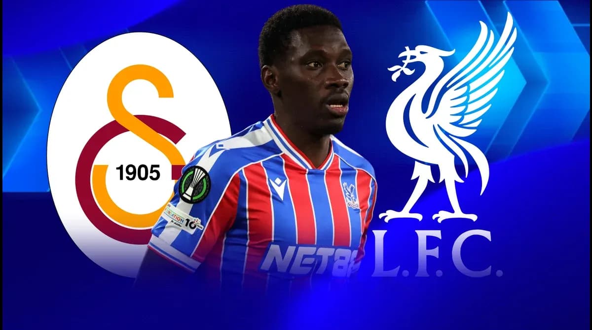 Futbolçunun Galatasaray və Liverpool logoları arasında görünüşü