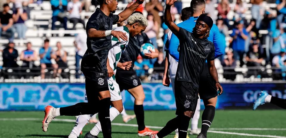 Colorado Springs və El Paso Locomotive futbol oyunu
