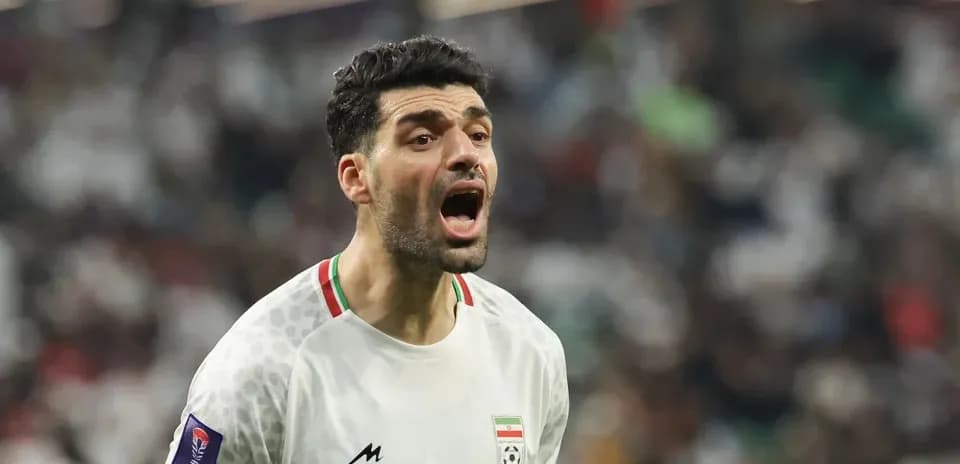 Futbolçunun oyun zamanı komanda yoldaşlarına çağırması