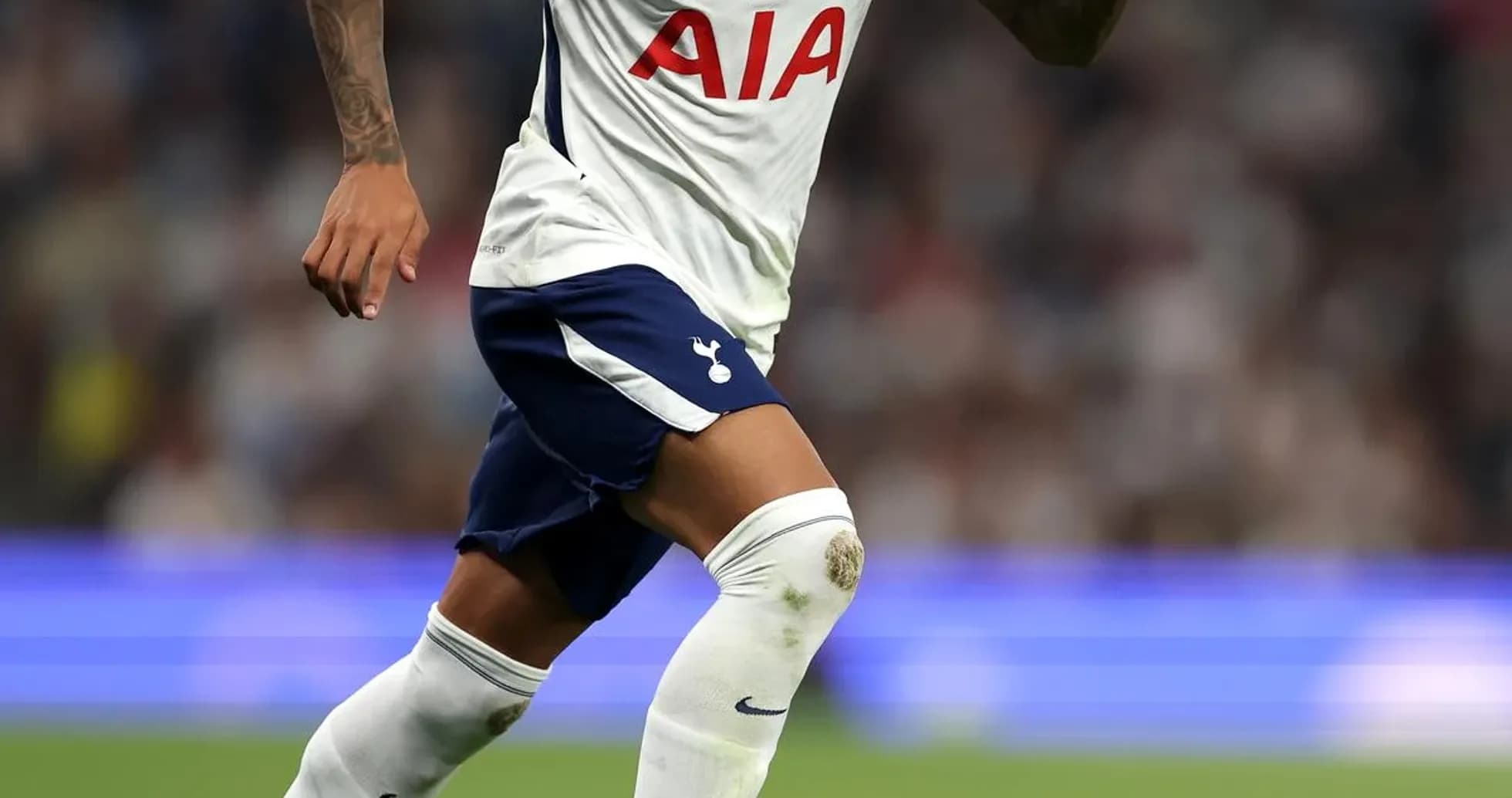 Futbolçu topa doğru qaçır, Tottenham formasında