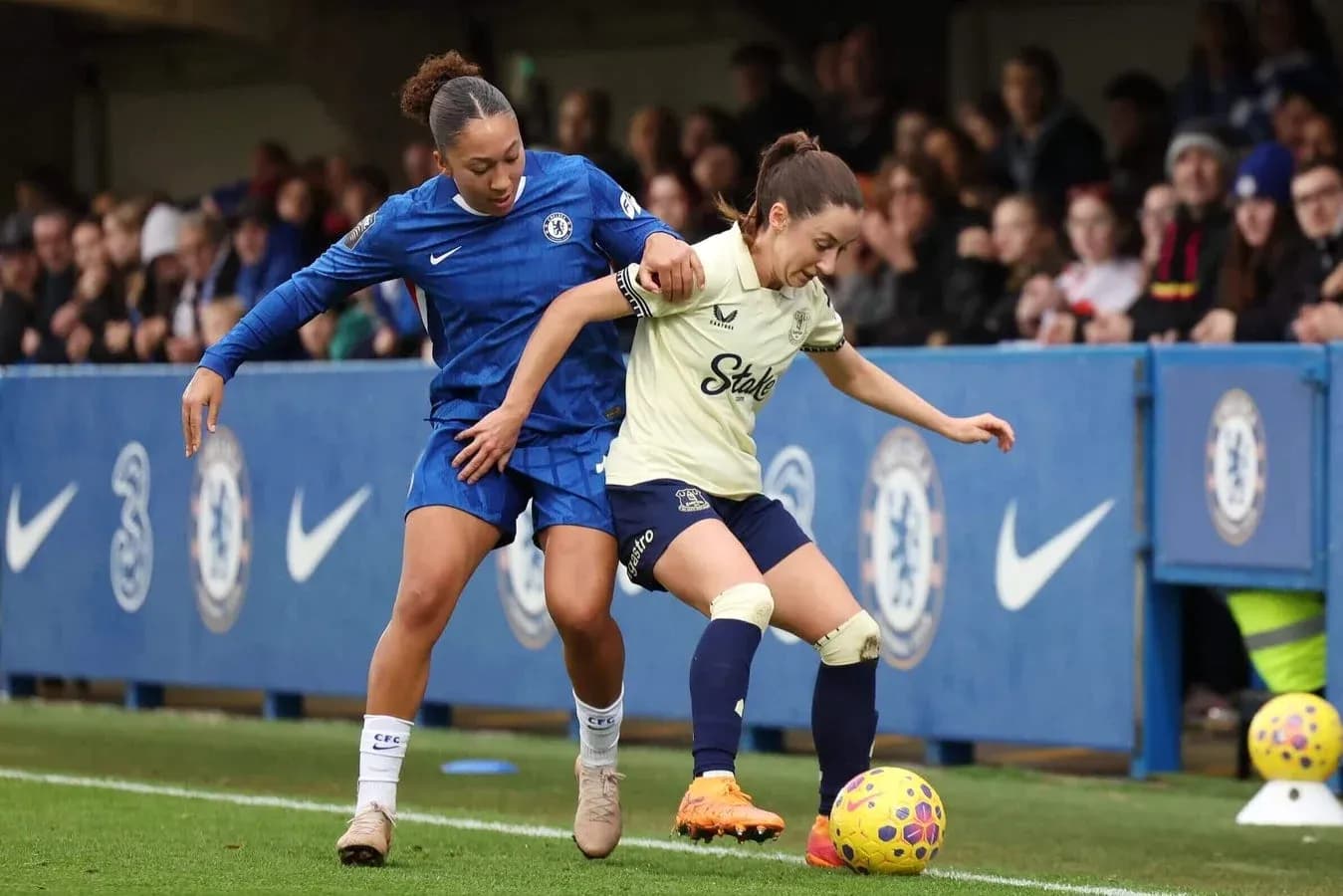 Everton W və Chelsea W futbol matçı