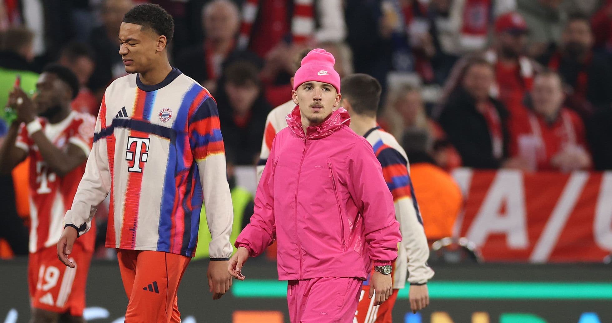 Bayern Munich players walking off the pitch after match