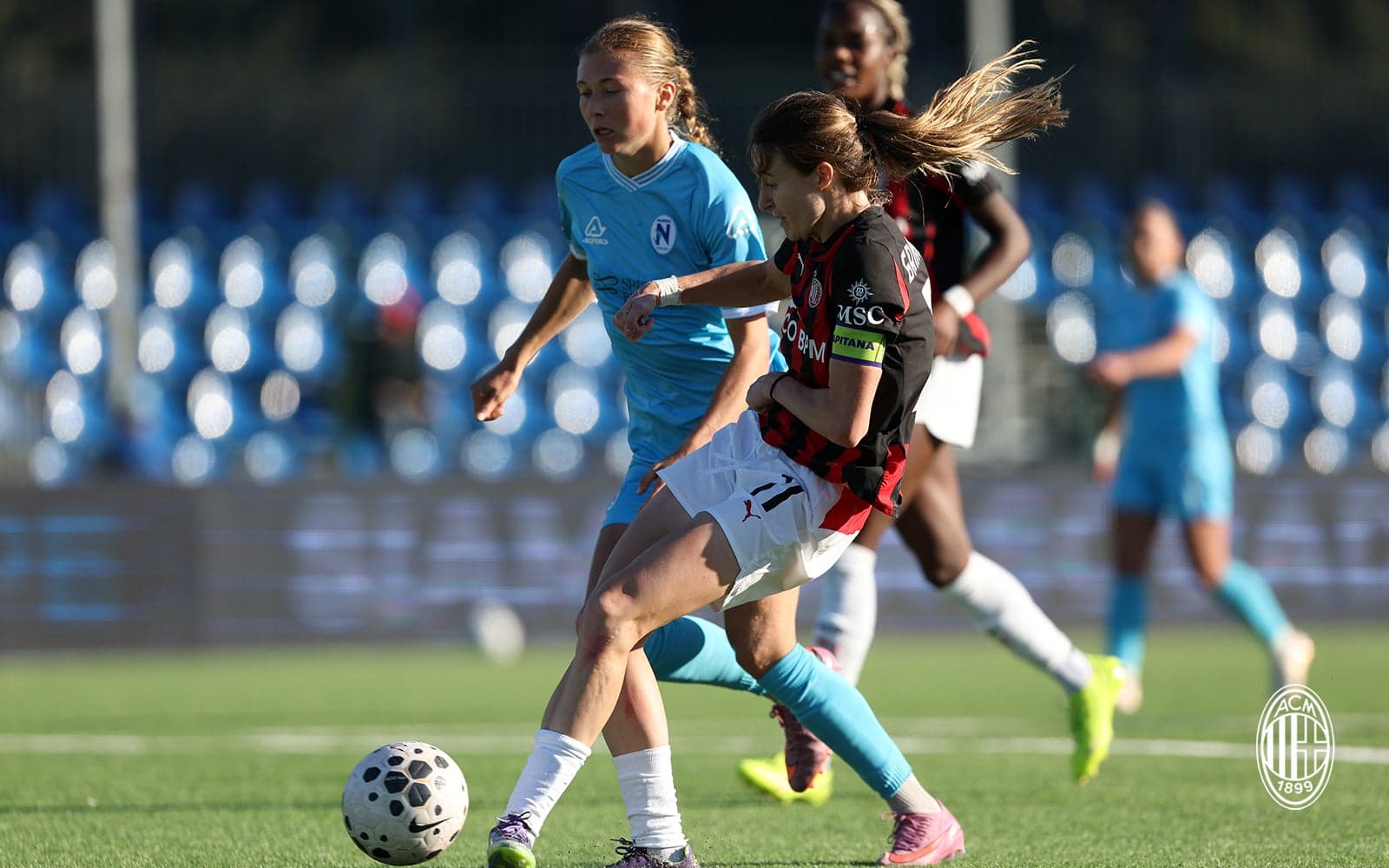 Como W və Napoli W futbol matçı