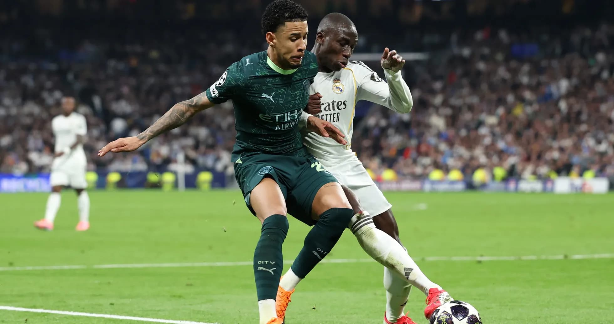 Real Madrid və Bayern Münxen matçında mübarizə