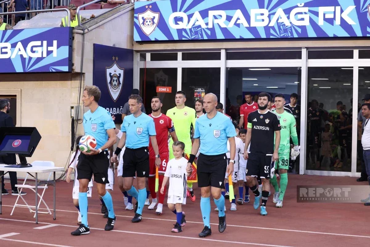 Qarabağ və CSKA Sofiya oyunçuları stadionda